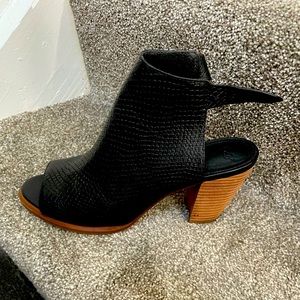 Ugg Audrey Black Leather Peep Toe Booties